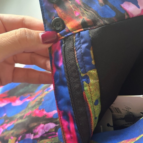 New Aztech Mountain Ski Pant in Chamberlain Camo Pink Size Women's Small - Picture 6 of 14